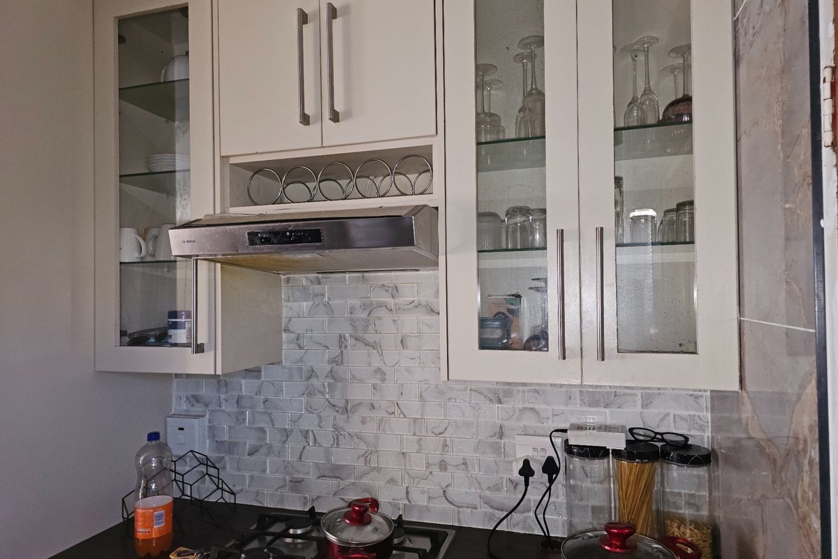 Stand Alone 3 Bedroom 2 Bath House To Rent in Blue Hills, Midrand - Photo 3