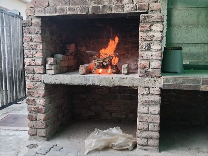 House For Sale in Beaufort West - Photo 6