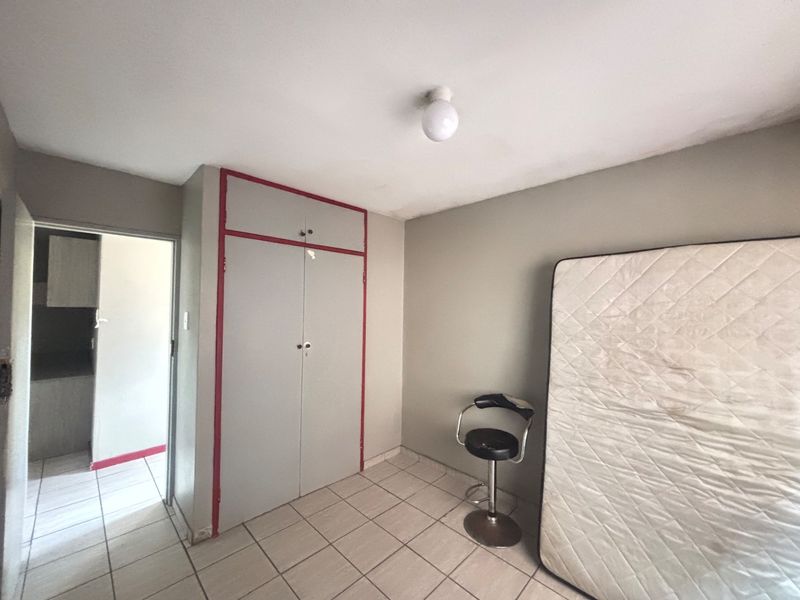 Apartment For Sale in Sunnyside, Pretoria - Photo 6