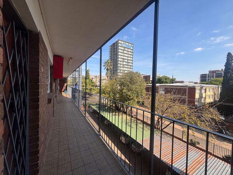 Apartment For Sale in Sunnyside, Pretoria - Photo 5