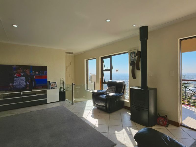 House To Rent in Constantia Kloof, Roodepoort - Photo 1