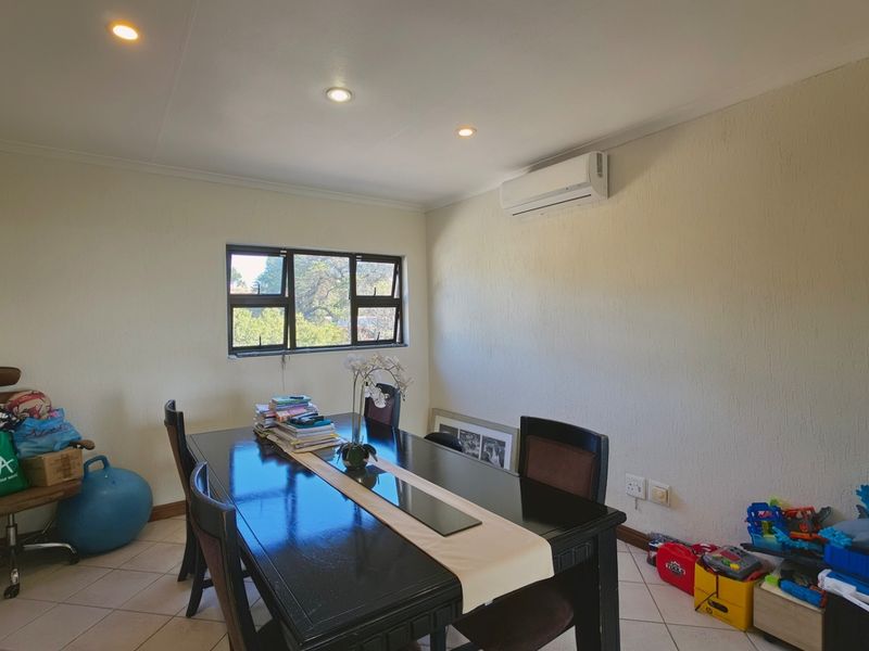 House To Rent in Constantia Kloof, Roodepoort - Photo 8