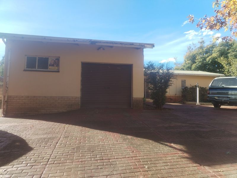 House For Sale in Sunnyridge, Newcastle, KwaZulu Natal - Photo 3