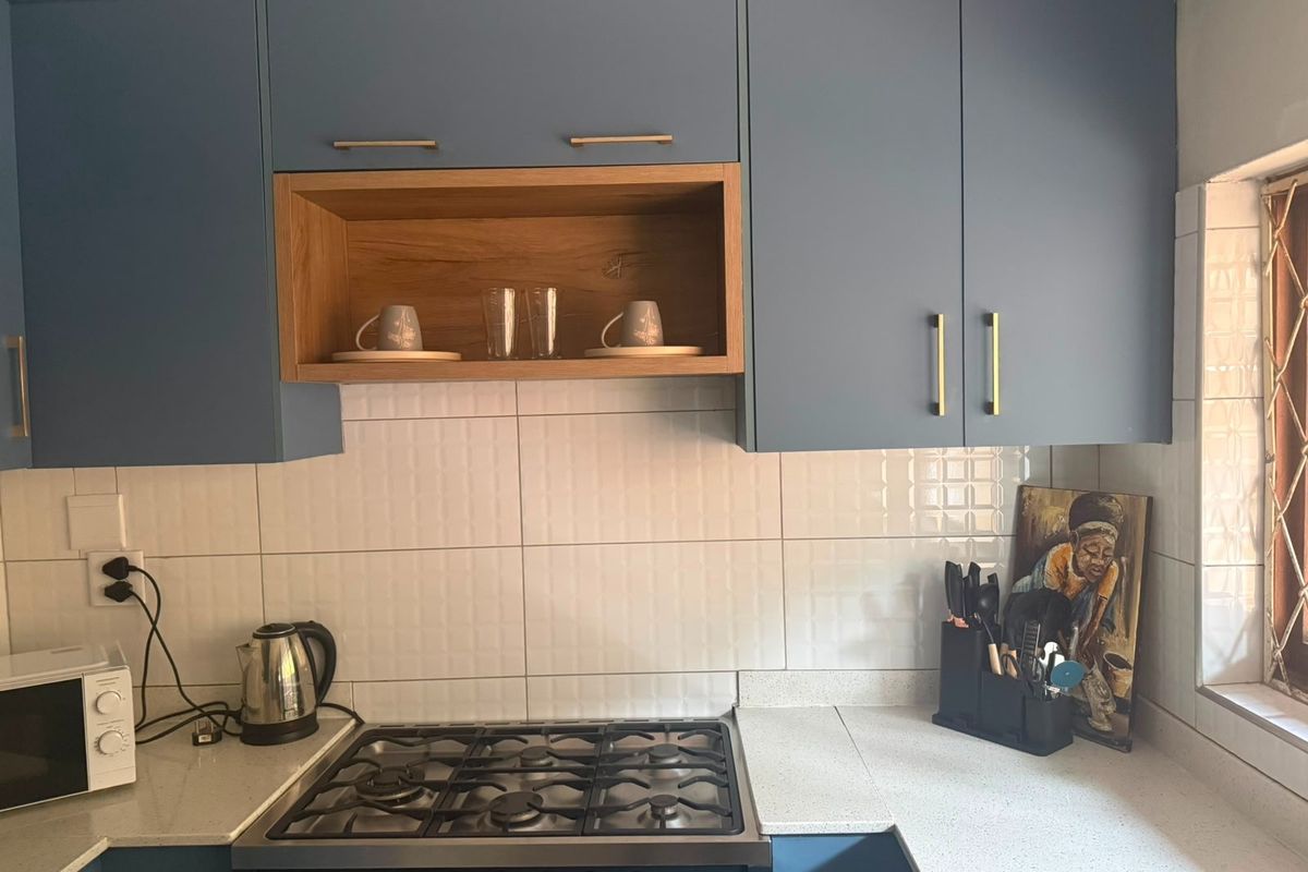 Rare find fully furnished 3 bedroom home in Glenmore - Photo 4