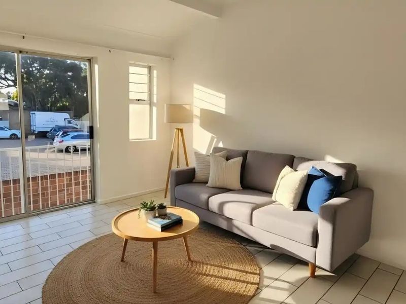 Modern 1 Bedroom Apartment To Rent in Bellville - Photo 3