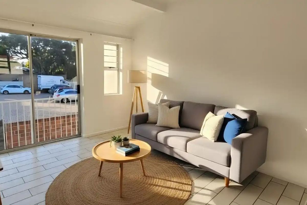 Modern 1 Bedroom Apartment To Rent in Bellville - Photo 3