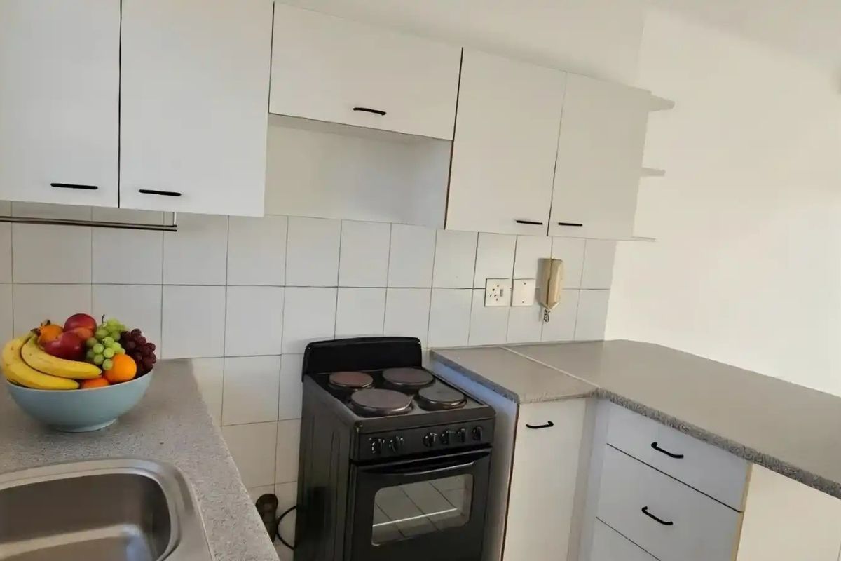Modern 1 Bedroom Apartment To Rent in Bellville - Photo 4