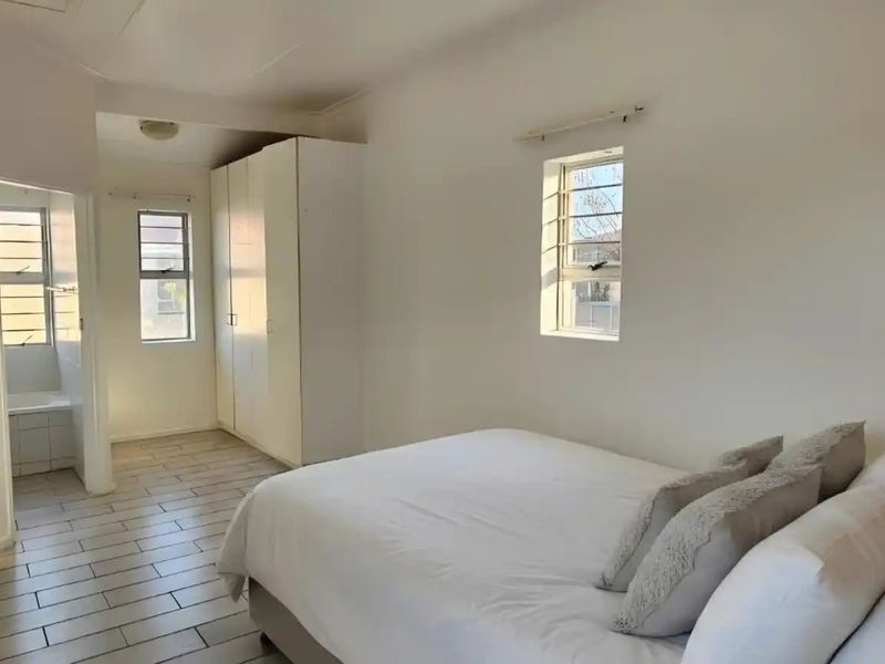 Modern 1 Bedroom Apartment To Rent in Bellville - Photo 5