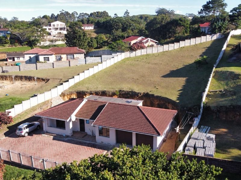 Neat Three Bedroom Family Home with Building Plans on a Spacious 1,485m2 Stand - Photo 2
