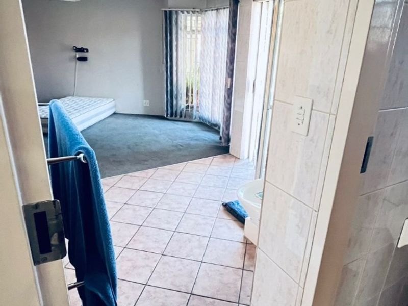 House For Sale in Rooihuiskraal, Centurion - Photo 3