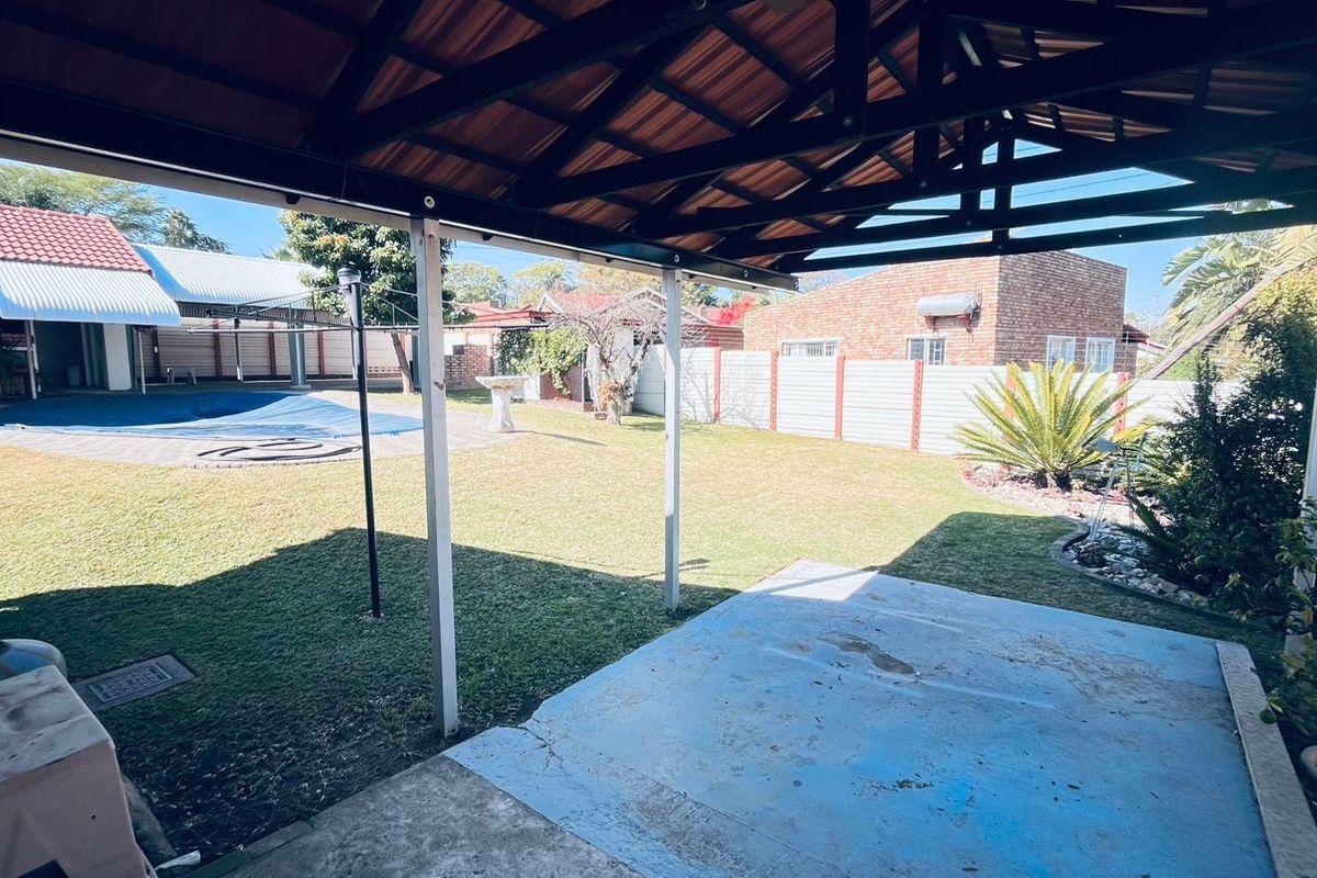 House For Sale in Rooihuiskraal, Centurion - Photo 5