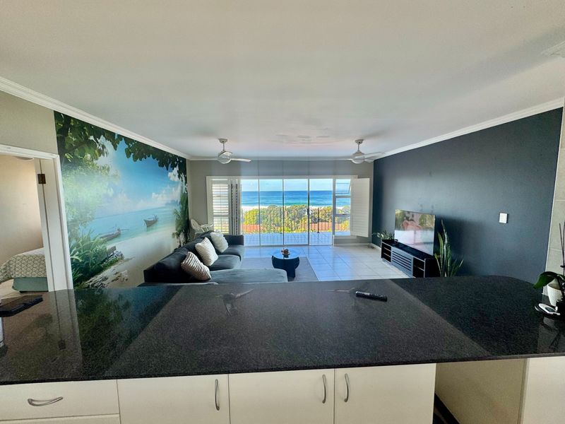 Exceptional Sea View Apartment in Secure Coastal Complex - Photo 8