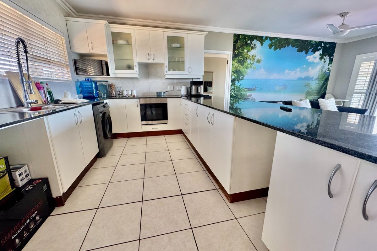 Exceptional Sea View Apartment in Secure Coastal Complex - Photo 5
