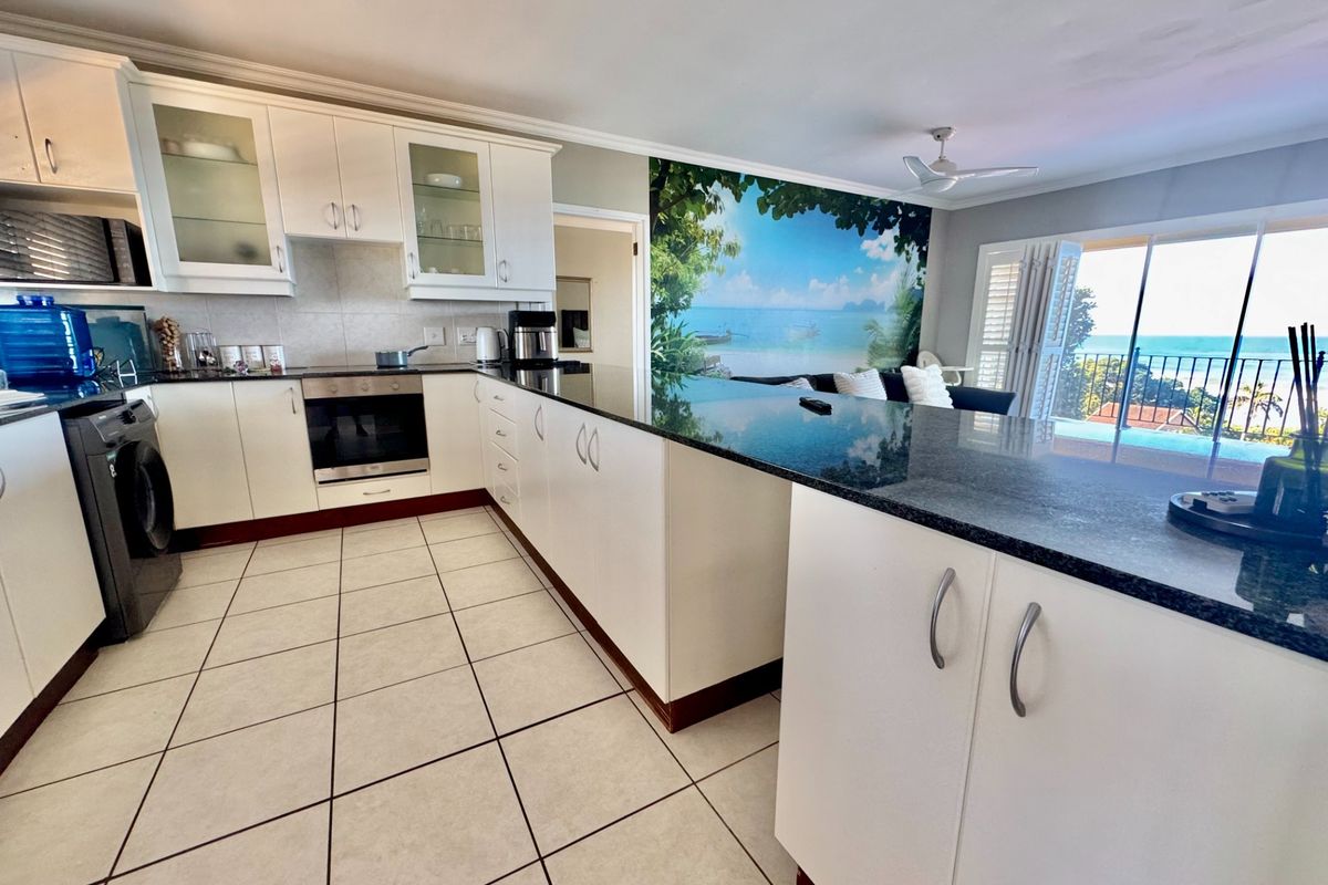 Exceptional Sea View Apartment in Secure Coastal Complex - Photo 4