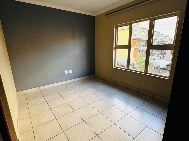 2 Bedroom,2 Bathroom Apartment for Rent in Noordwyk - Photo 8