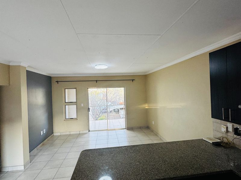 2 Bedroom,2 Bathroom Apartment for Rent in Noordwyk - Photo 6