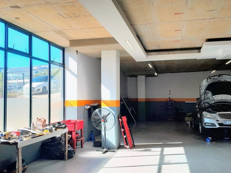 PRIME COMMERCIAL SPACE of 692m2 TO LET | HIGH VISIBILITY N2 EXPOSURE | BALLITO - Photo 10