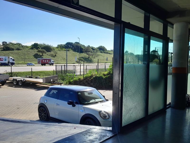 PRIME COMMERCIAL SPACE of 692m2 TO LET | HIGH VISIBILITY N2 EXPOSURE | BALLITO - Photo 3