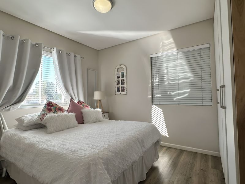 Duplex For Sale in Lane, Paarl - Photo 9