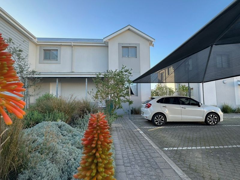 Duplex For Sale in Lane, Paarl - Photo 1