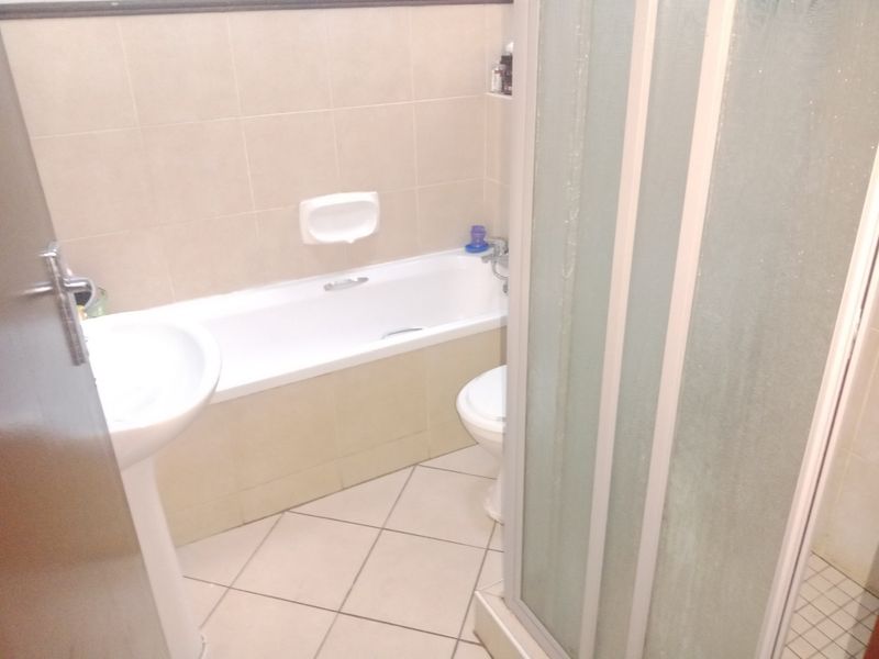 Apartment For Sale in Wonderpark Estate, Karenpark, Akasia. Secure living and Smart Investment - Photo 5