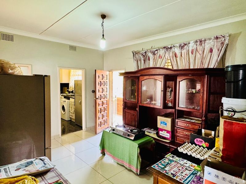 Urgent Apartment for Sale in Benoni Central, Benoni - Photo 9