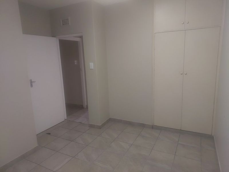 2 BEDROOM TOWNHOUSE FOR SALE - Photo 6