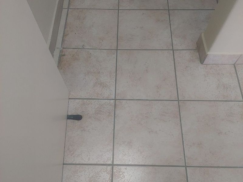 2 BEDROOM TOWNHOUSE FOR SALE - Photo 9