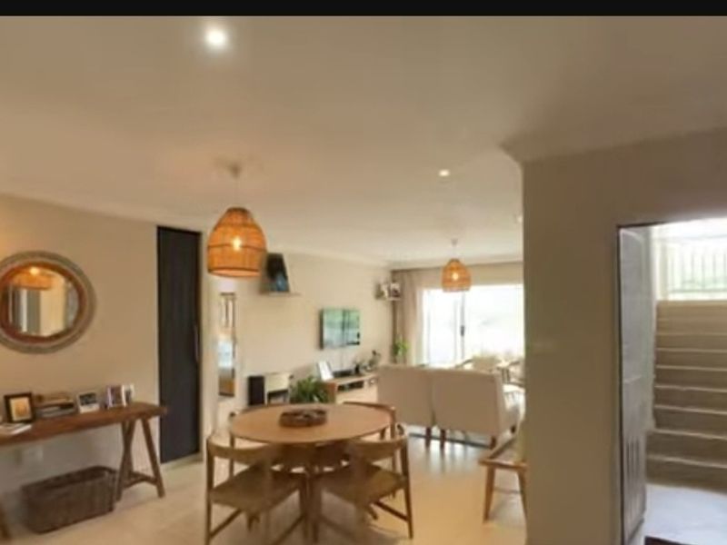 Townhouse For Sale in La Mercy, KwaZulu Natal - Photo 6