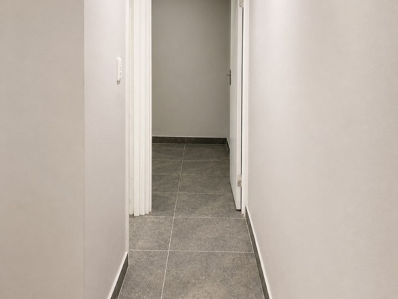 Modern, 2Bedroom Home in a Secure Complex Grassy Park - Photo 6