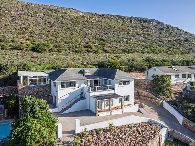 Newly Renovated Entertainer's Haven with Ocean Views and Income-Generating Flatlet - Photo 1