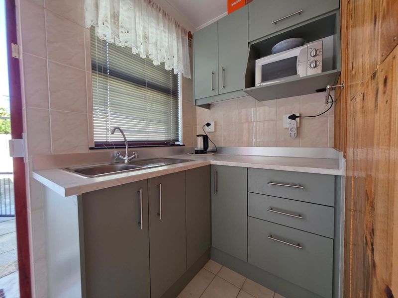 1 Bedroom Grannyflat to rent in Sunridge, Blouberg - Photo 6