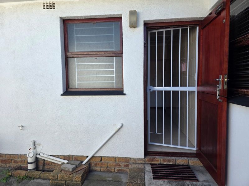 1 Bedroom Grannyflat to rent in Sunridge, Blouberg - Photo 9
