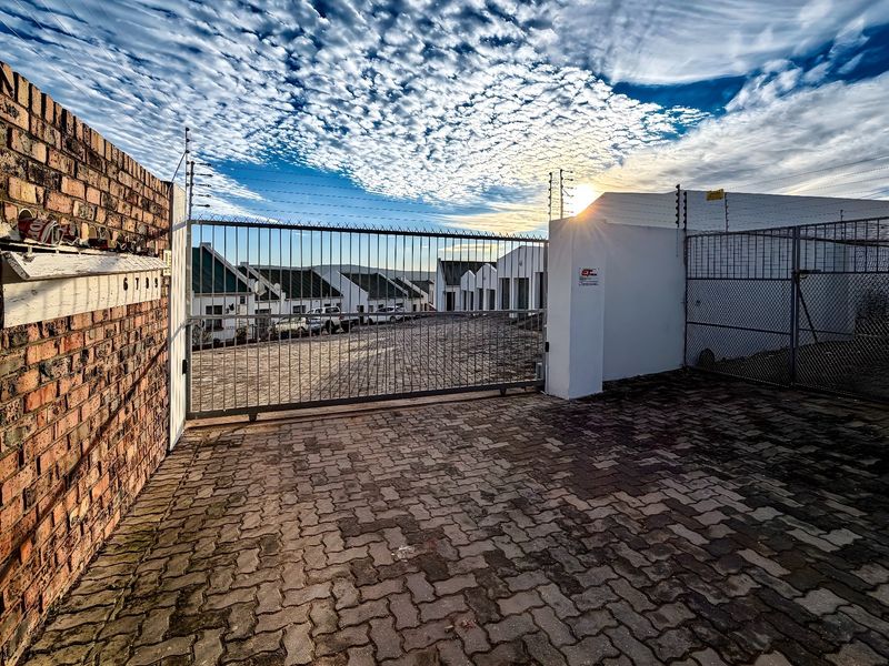 Secure 3-Bedroom Townhouse in Despatch Central | Listed by Danté Koen, eXp Realty - Photo 3