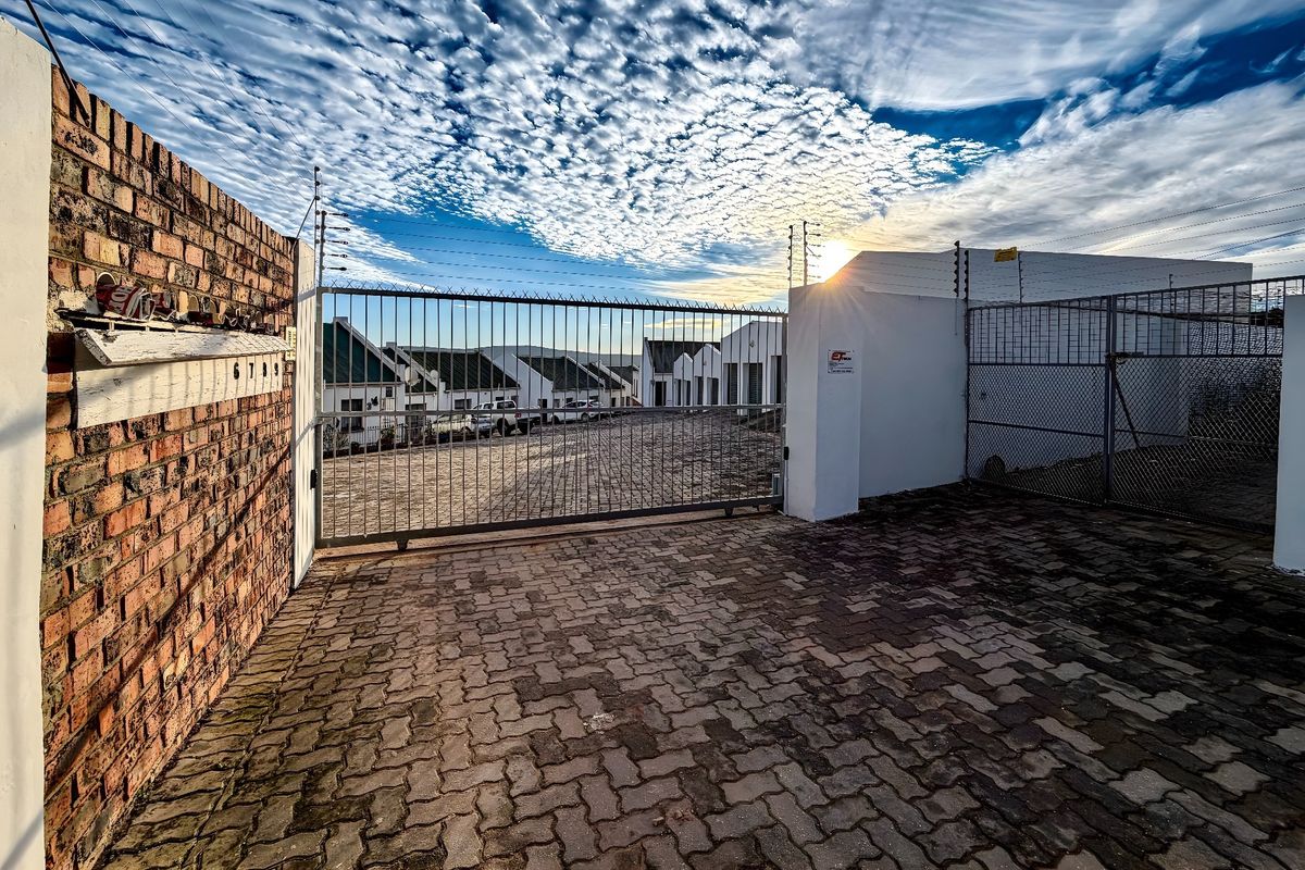 Secure 3-Bedroom Townhouse in Despatch Central | Listed by Danté Koen, eXp Realty - Photo 3