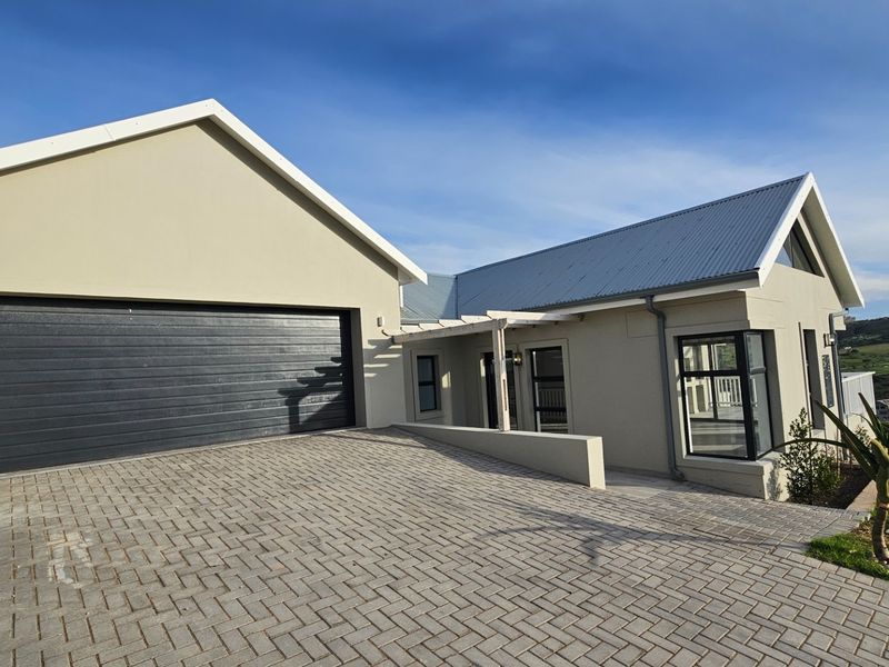 House For Sale in Seemeeu Park, Mossel Bay - Photo 4