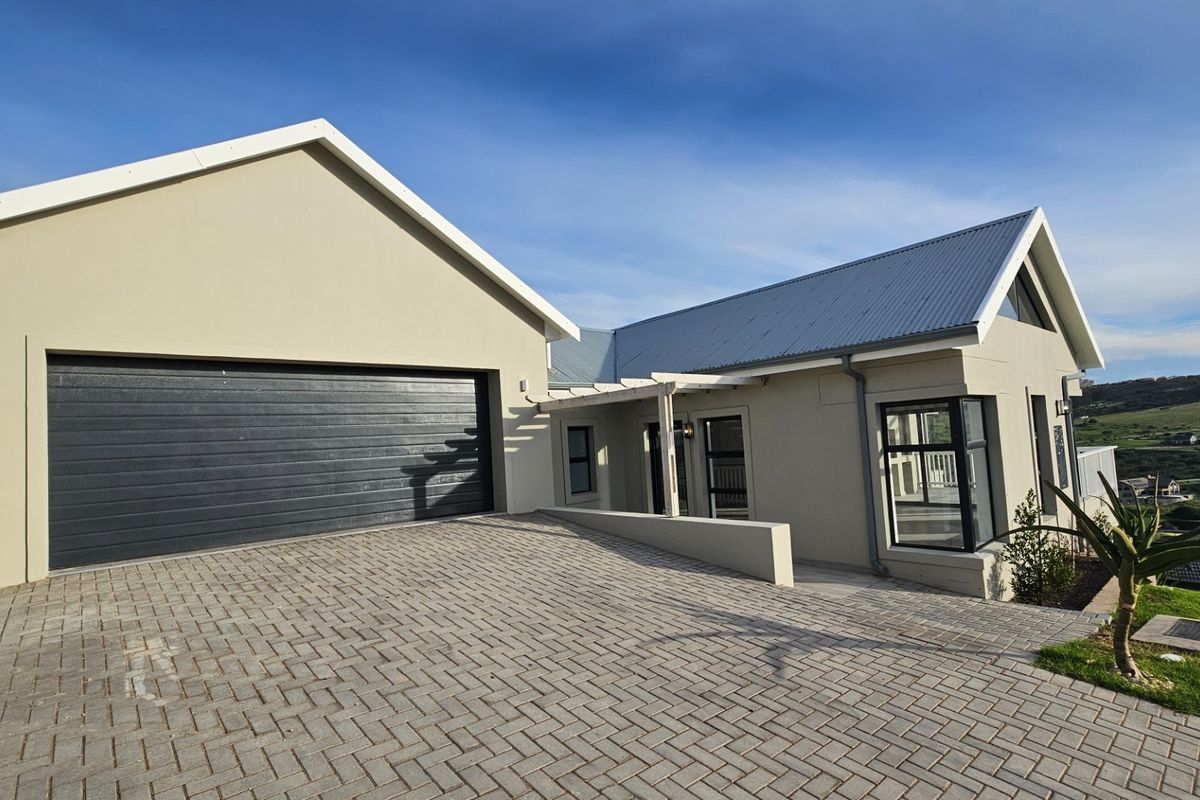 House For Sale in Seemeeu Park, Mossel Bay - Photo 4