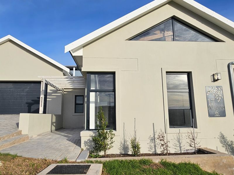 House For Sale in Seemeeu Park, Mossel Bay - Photo 3