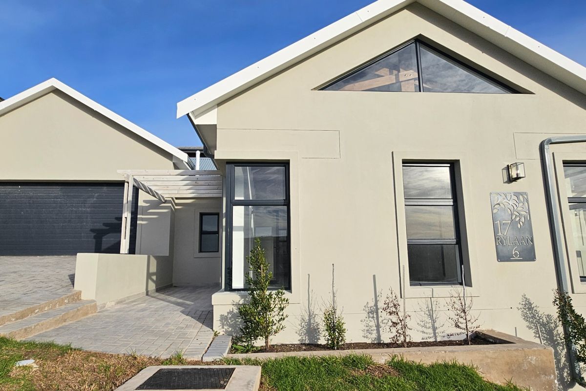 House For Sale in Seemeeu Park, Mossel Bay - Photo 3