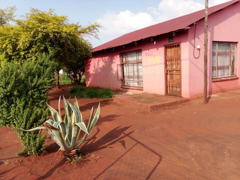 Family House For Sale in Ga-rankuwa - Photo 1