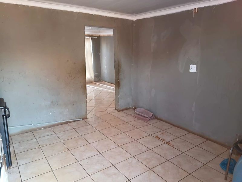 Family House For Sale in Ga-rankuwa - Photo 2