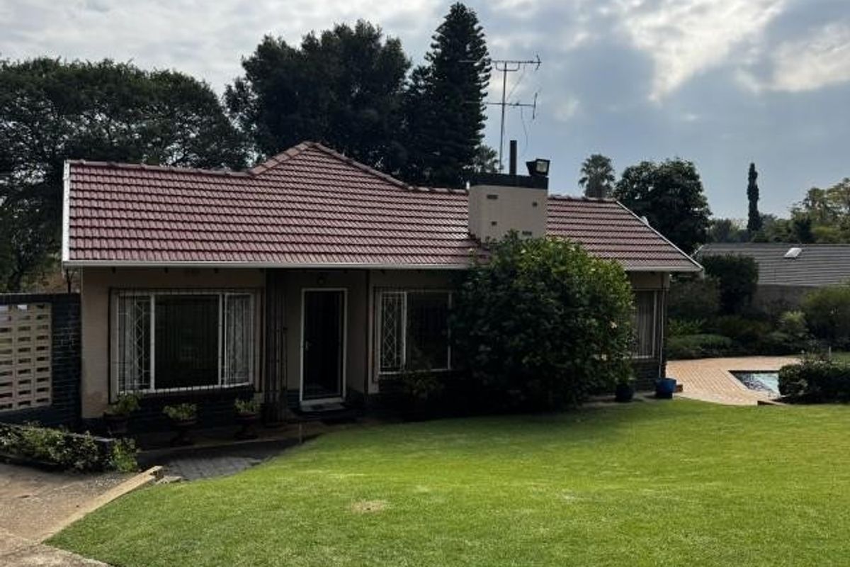 House For Sale in Johannesburg - Photo 4