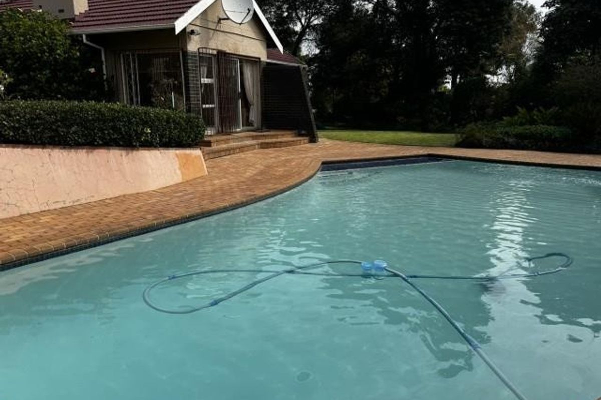 House For Sale in Johannesburg - Photo 3