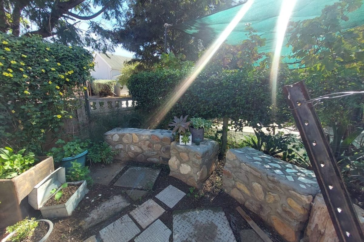 House For Sale in Ladismith - Photo 5