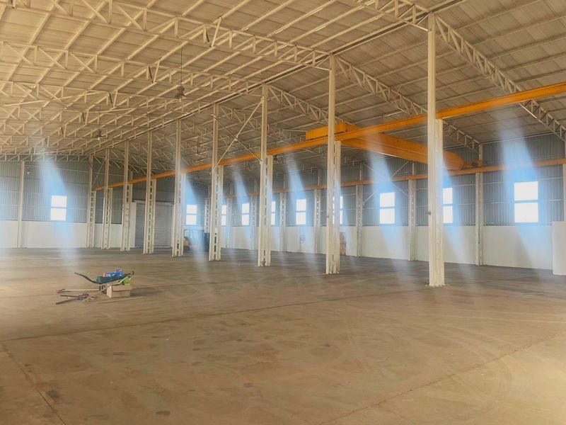 Industrial Workshop To Let - Photo 8