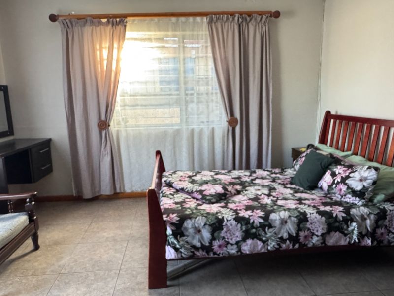 Hidden Gem Home Offering Great Value! - Photo 10