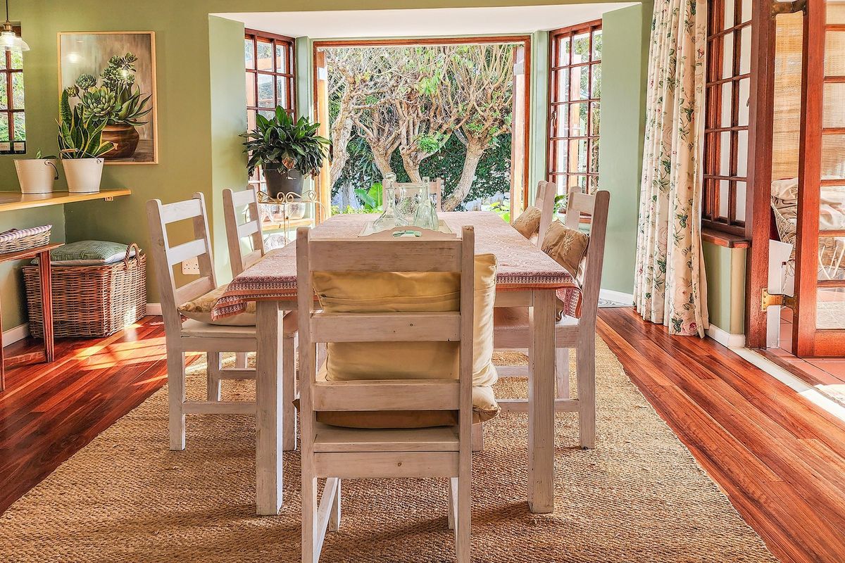 Rent a Beautifully Furnished and Decorated House on Leisure Isle. - Photo 5