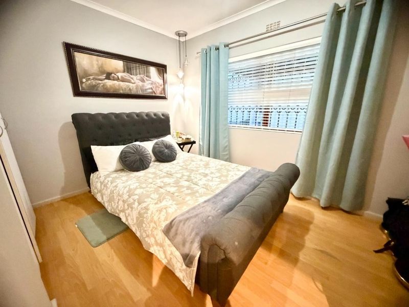 Stunning 3-Bedroom House For Sale In Zonnendal Kraaifonbtein - Photo 4