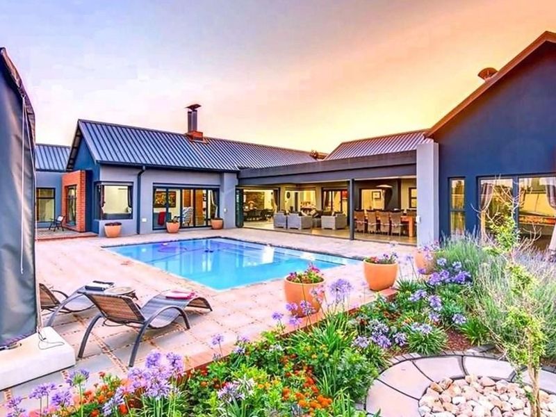 House For Sale in Dunblane Lifestyle and Equestrian Estate, Kempton Park - Photo 1