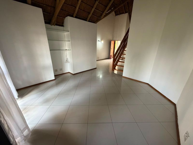 Two Bed Loft Apartment with Great Potential - Photo 3